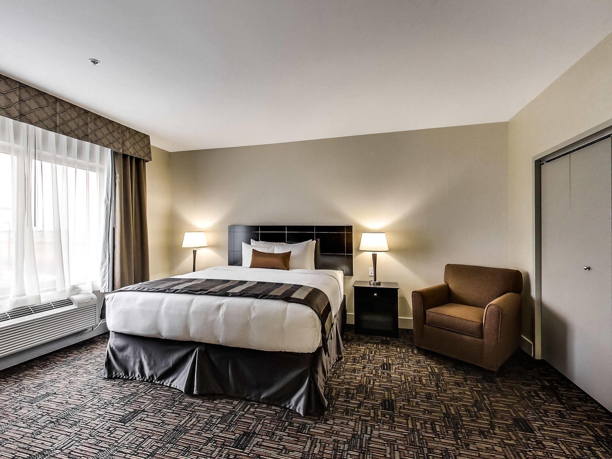 Radisson Hotel Edmonton Airport Leduc Exterior photo