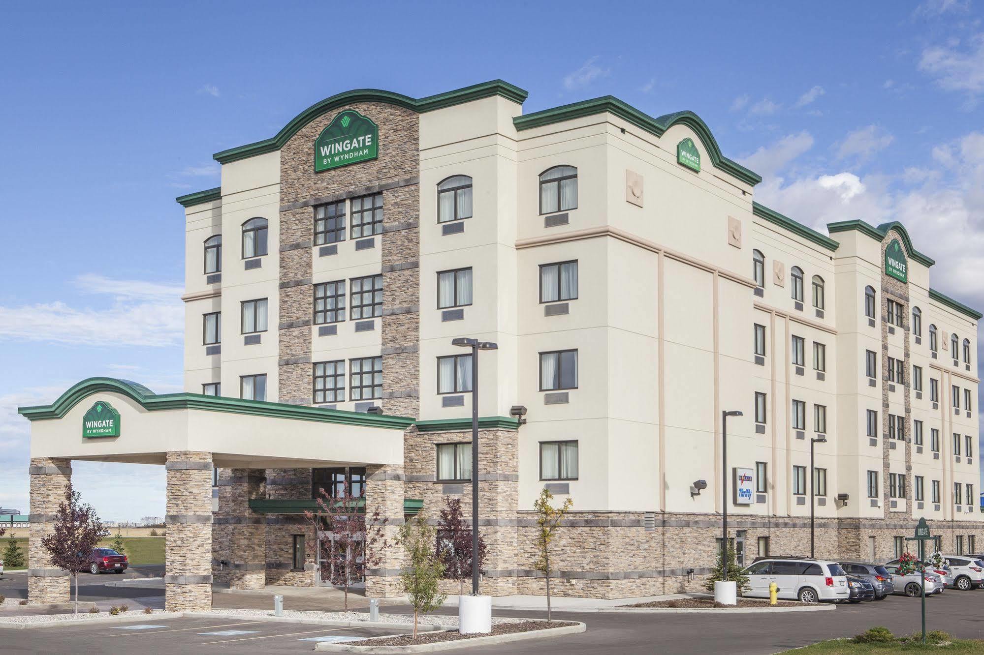 Radisson Hotel Edmonton Airport Leduc Exterior photo